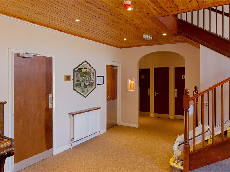 tatsfield_village_hall_lobby